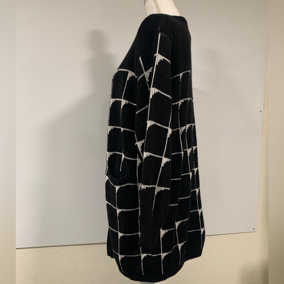 VINTAGE MONTO POR LE CHOIS LONG SWEATER JACKET - Picture 5 of 9